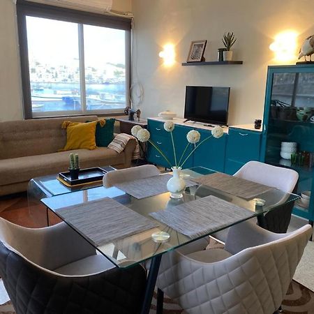 Apartmán A Sea View Maisonette Right On The Waters Edge. St. Paul's Bay Exteriér fotografie